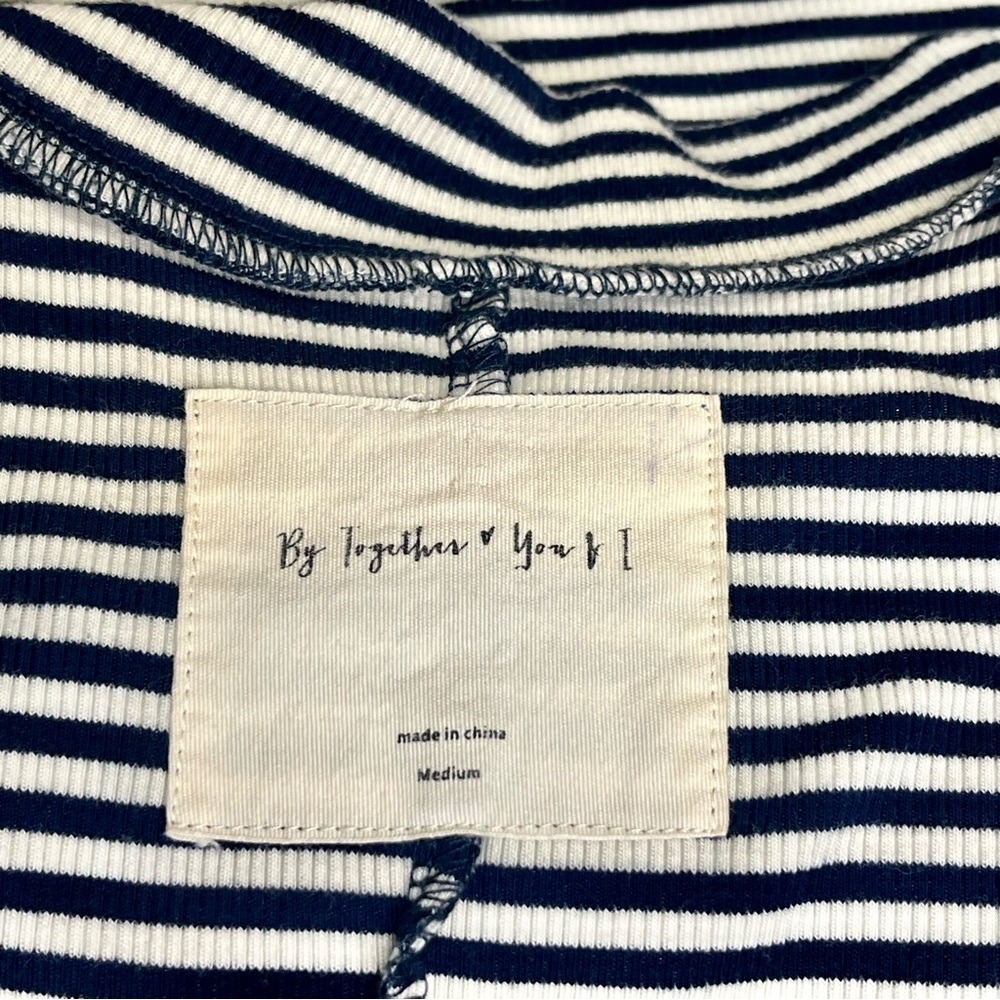 By Together Striped High Neck Mock Neck Swing Blouse Medium Maternity Friendly - Picture 4 of 6